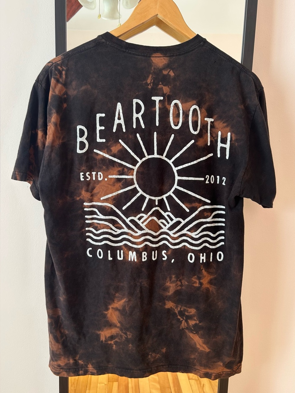 Beartooth 🎸 band tour concert tee shirt punk rock metalcore Bear Tooth